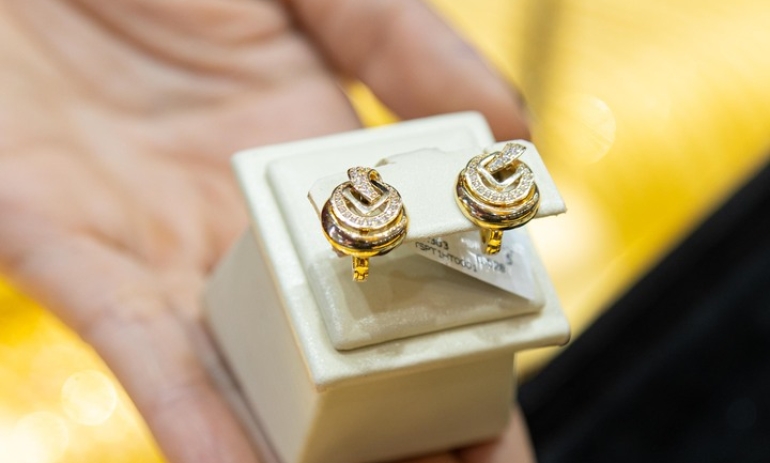 Giá vàng hôm nay 27/2: Tiếp tục đi lên